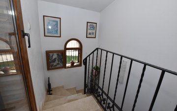 Property slide 25