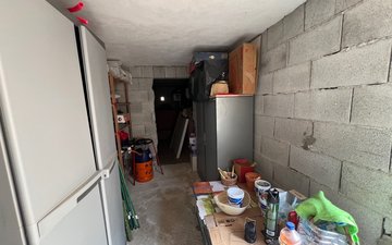 Property slide 29