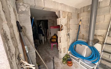 Property slide 30
