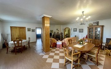 Property slide 25