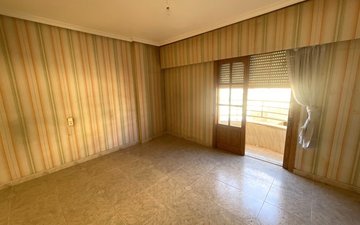 Property slide 16