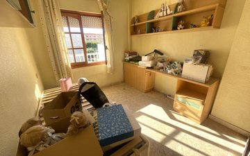 Property slide 17