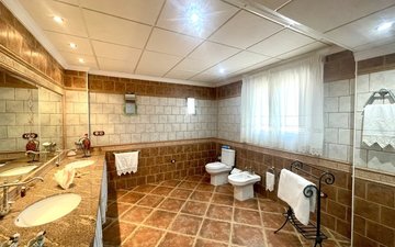 Property slide 16