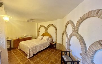 Property slide 21
