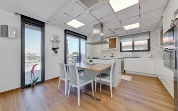 Property slide 17