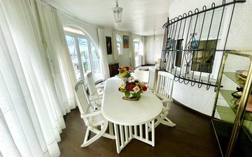 Property slide 17