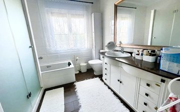 Property slide 19