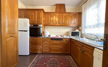Property slide 21