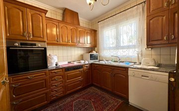 Property slide 22