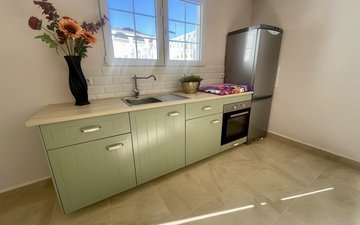 Property slide 14