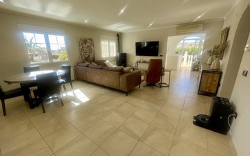 Property slide 21