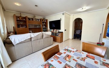Property slide 14