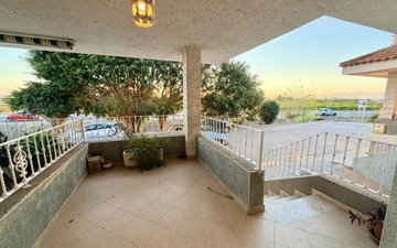 Property slide 21