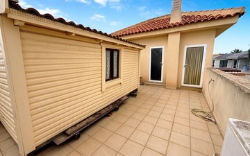 Property slide 16