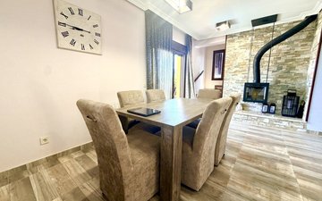 Property slide 22