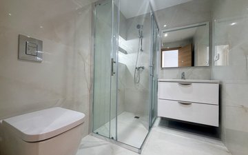 Property slide 20