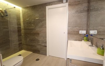 Property slide 16