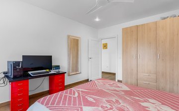 Property slide 15