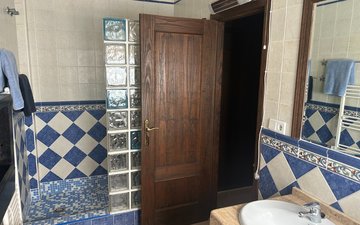 Property slide 39