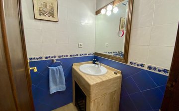Property slide 18
