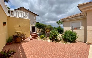 Property slide 68