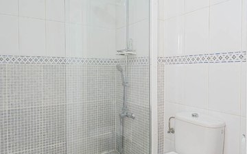 Property slide 25