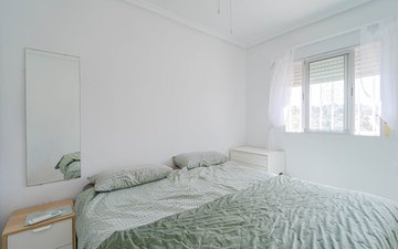 Property slide 21