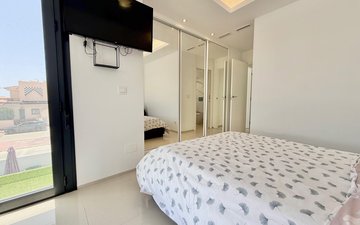Property slide 21