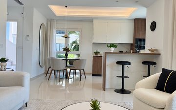 Property slide 10