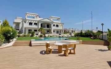 Property slide 20