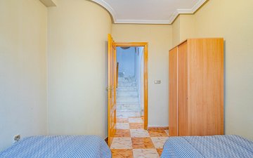 Property slide 21
