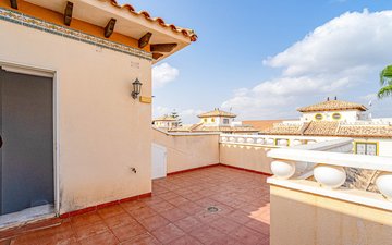 Property slide 40