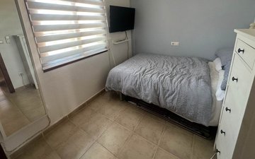 Property slide 18