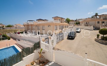 Property slide 50