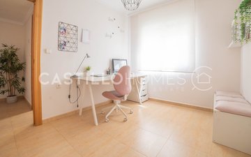 Property slide 44