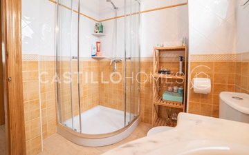 Property slide 32