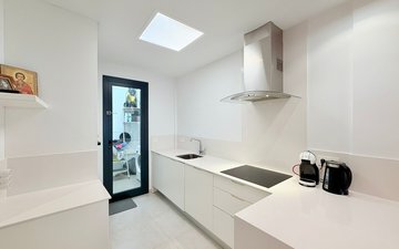 Property slide 20