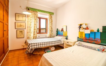 Property slide 12