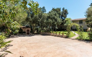 Property slide 17