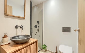 Property slide 17