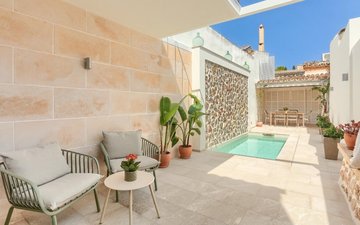 Property slide 18