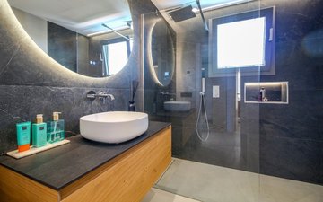 Property slide 16