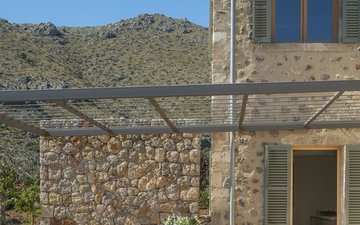 Property slide 16