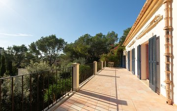 Property slide 3