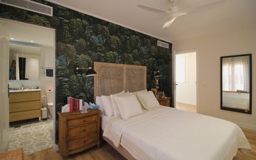 Property slide 14