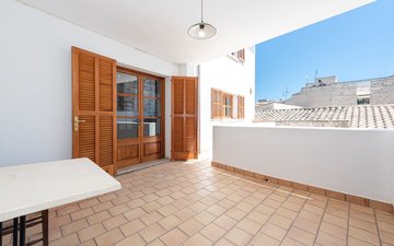 Property slide 14
