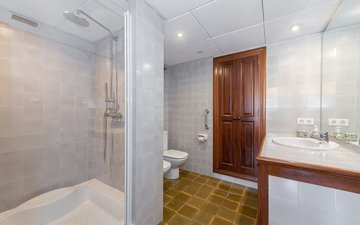 Property slide 15