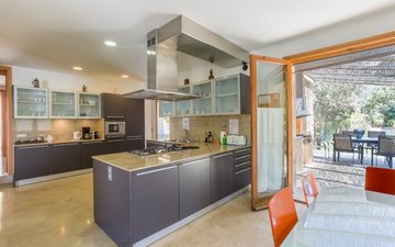 Property slide 7