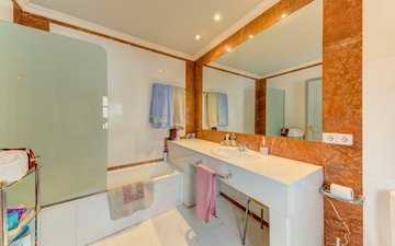 Property slide 19