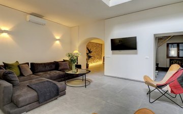 Property slide 4